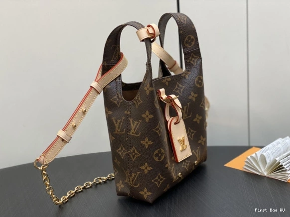 First bag ru VUITTON Atlantis LOUIS BB 0726